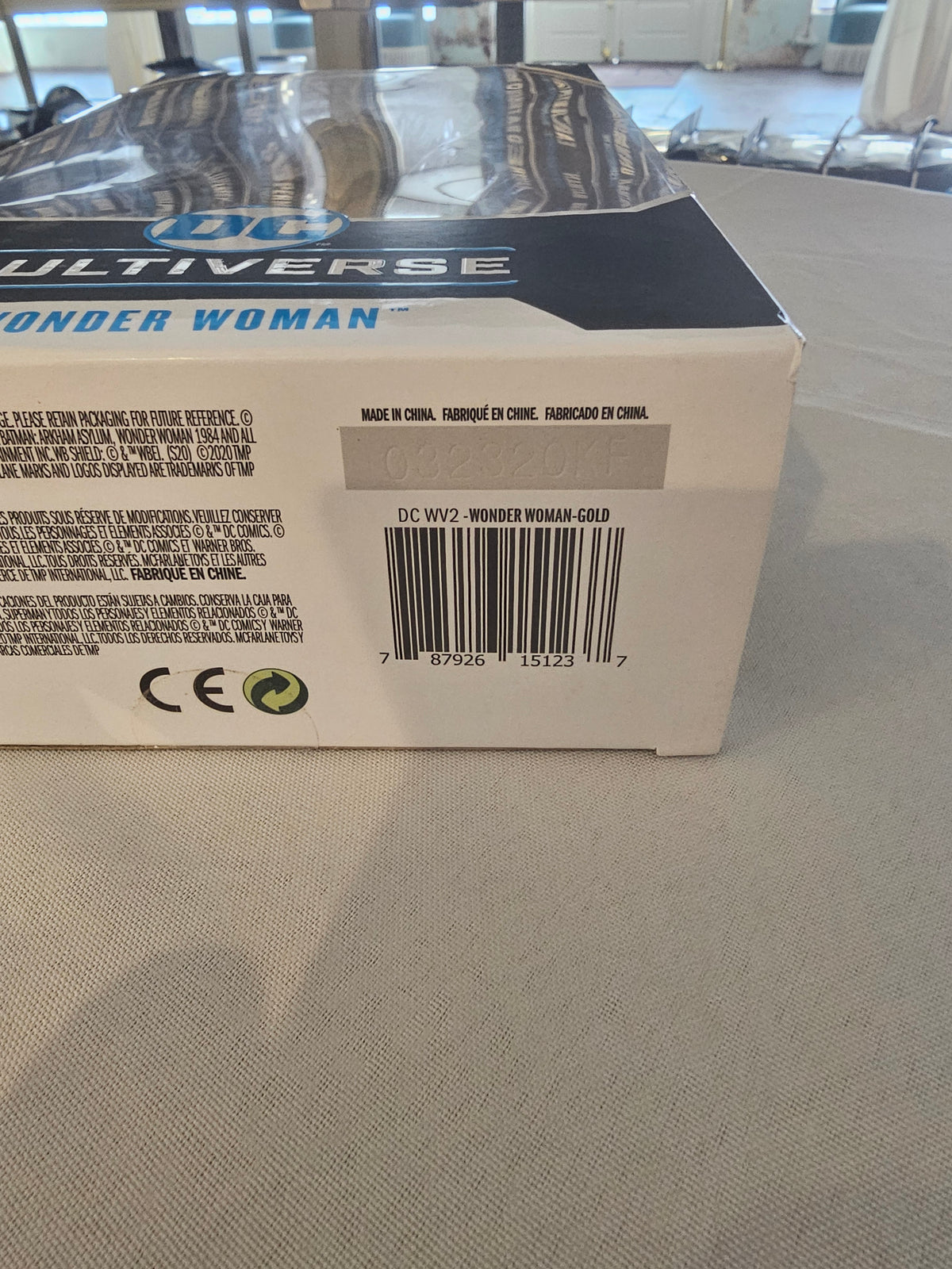 McFarlane DC Multiverse Wonder Woman Golden Armor WW84, bottom of box