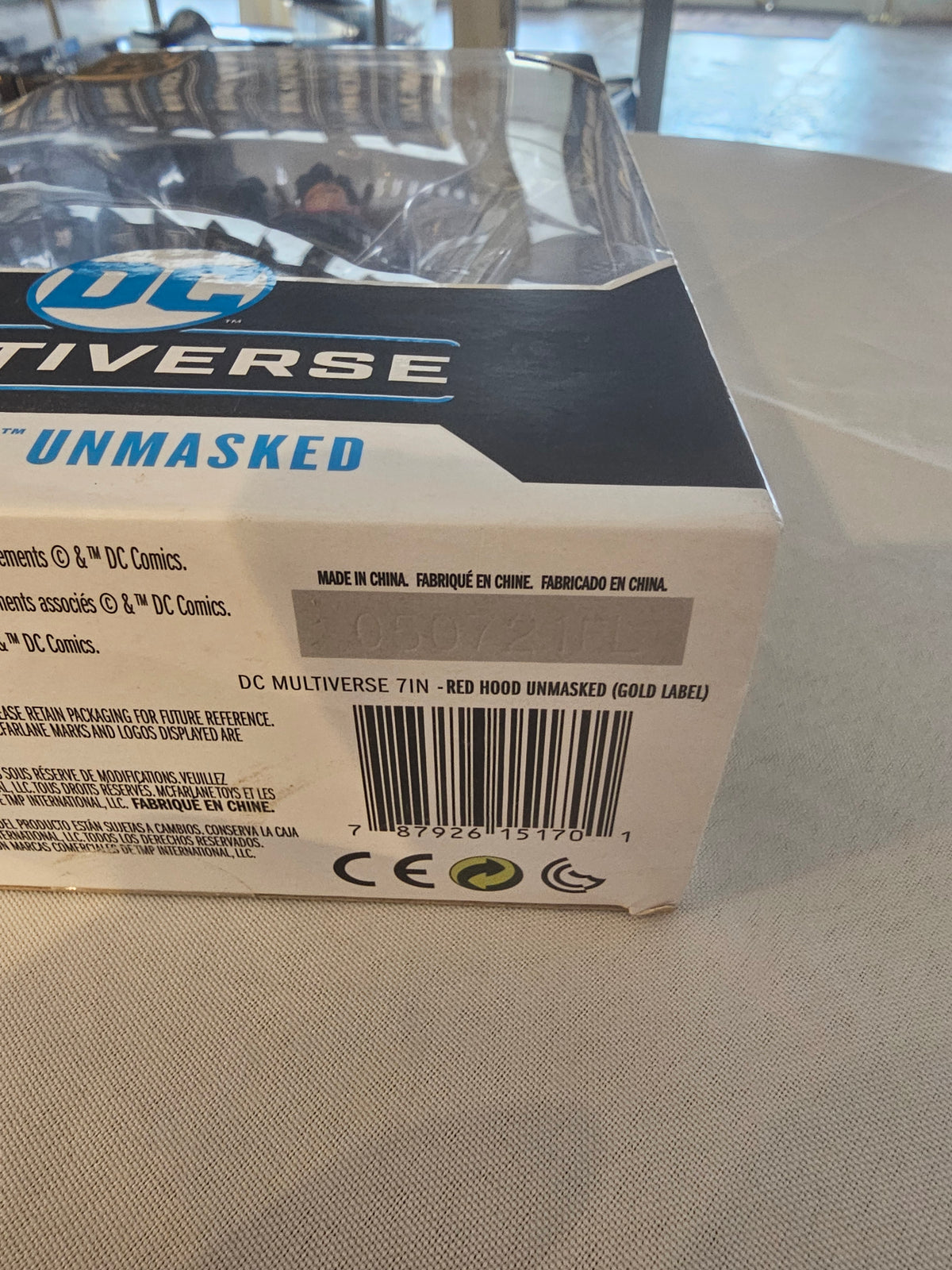 McFarlane DC Multiverse Red Hood Unmasked Gold Label, bottom of box