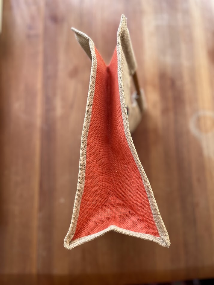 Burlap Gators tote, opposite side gusset